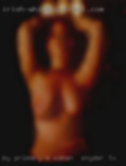 My primary a woman in Snyder, TX attraction is to women.