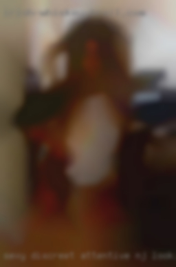 Sexy, in NJ looking for love discreet, attentive.